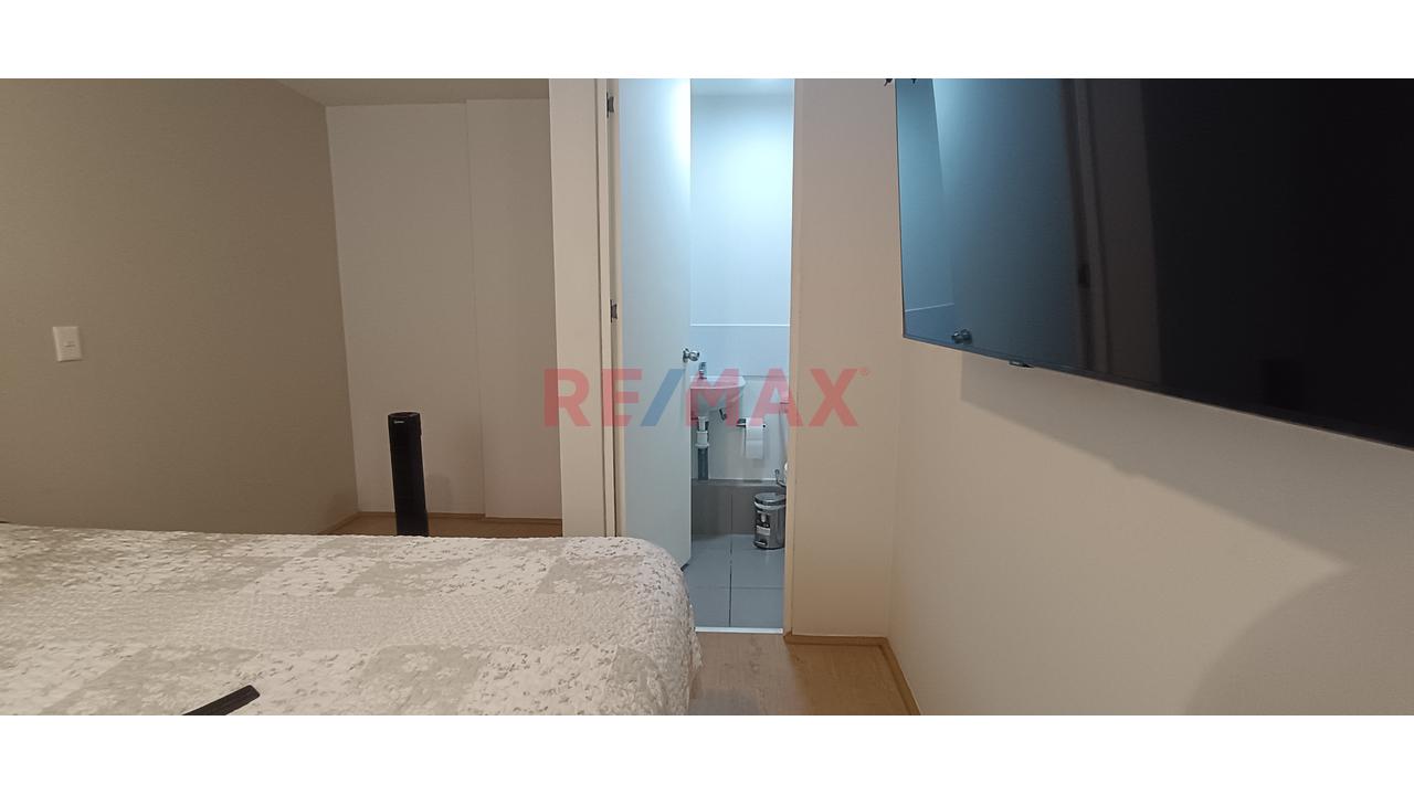 Departamento 3 Dormitorios En Av. Benavides(Colonial) — foto 9