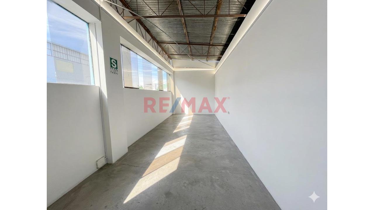 🏢 ¡Amplio Local En Alquiler En Zamácola – Cerro Colorado! 🏢 - 5