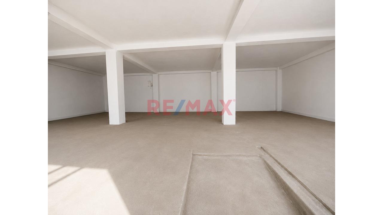 🏢 ¡Amplio Local En Alquiler En Zamácola – Cerro Colorado! 🏢 - 3
