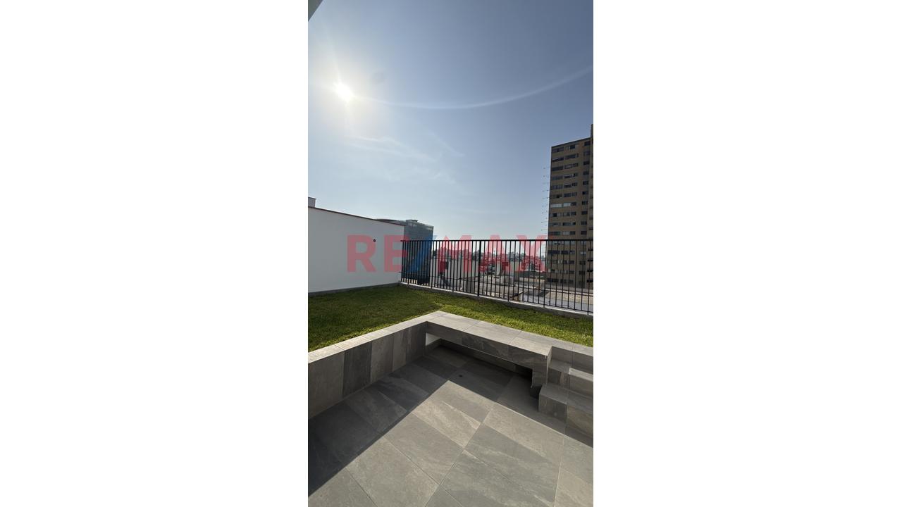 Duplex De Estreno Con Terraza Y Piscina En Miraflores — foto 8