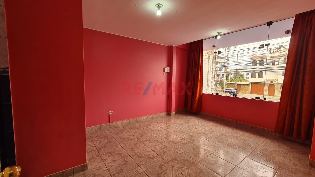 Casa En Venta En Urb. Puente Blanco – Excelente Ubicación Sobre Av. Cutervo | Ica - 10