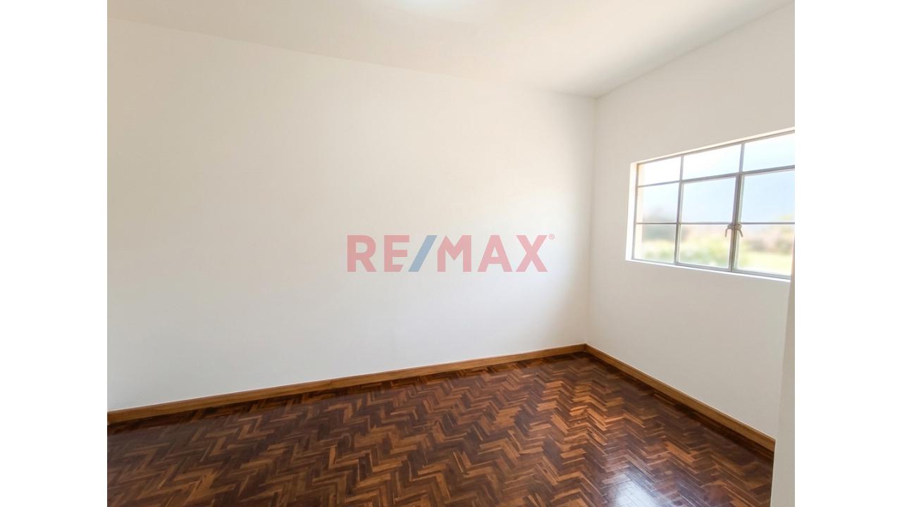 Se Vende Departamento Para Inversion Ideal Para Vivienda,Oficina,Almacen En El Rimac - 5