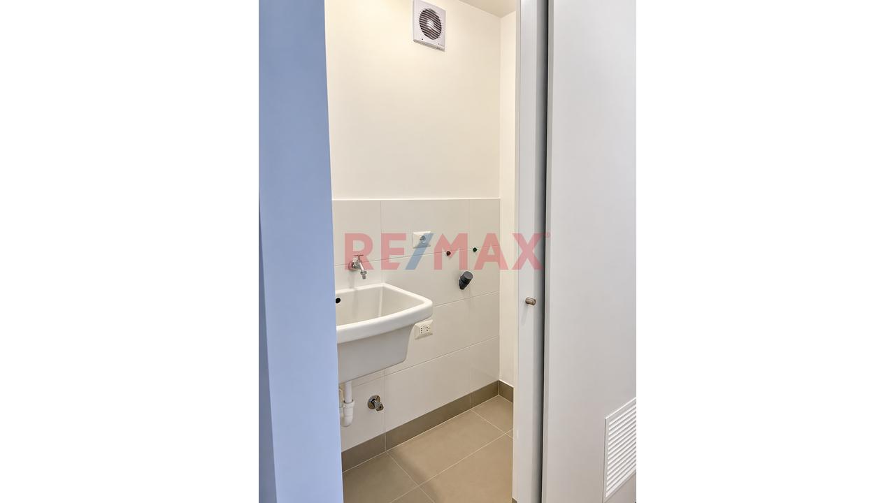 🏡✨ ¡ Oportunidad Moderno Departamento -Jesús María 2Habitaciones/2Baños-Precio Ocasion! ✨🏡 — foto 4