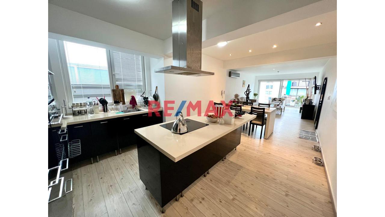 Venta De Hermoso Departamento - Miraflores