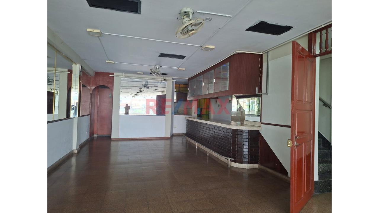 Se Alquila Local Comercial - 10