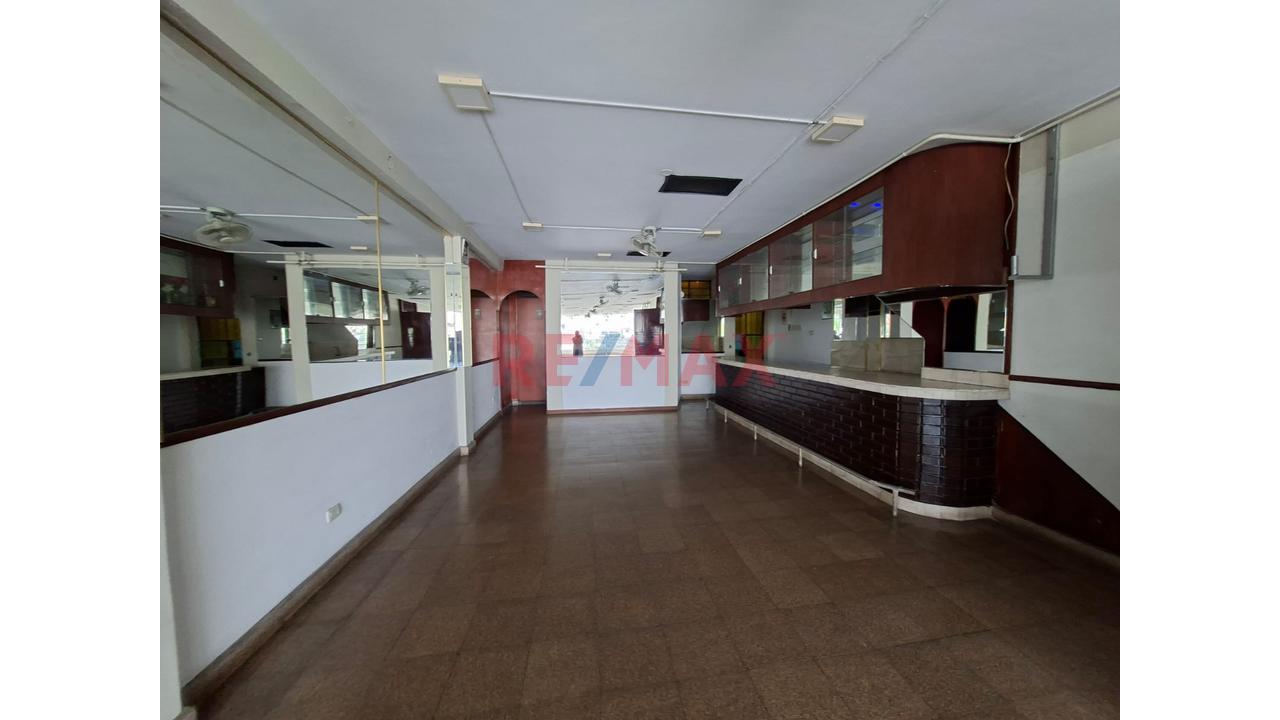 Se Alquila Local Comercial - 7