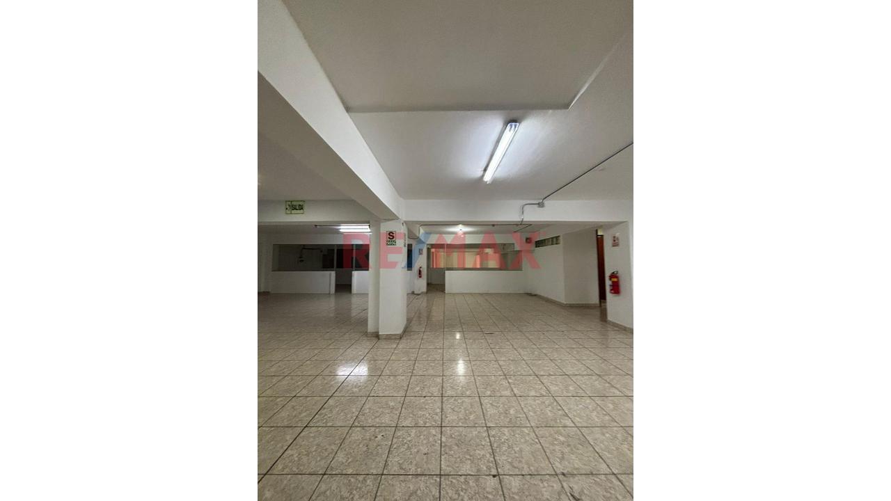 🚀 Amplia Oficina De 232 M² En Faucett Y La Marina | Ideal Para Call Center, Academia O Coworking - 19