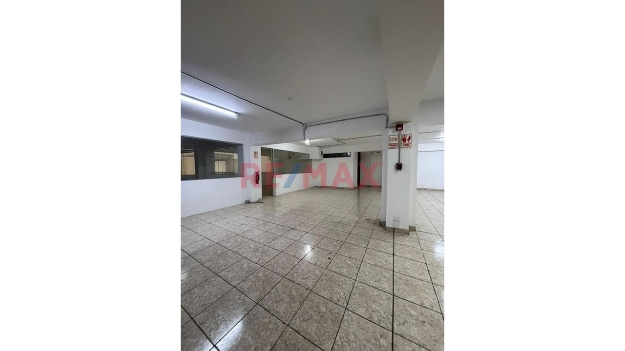 🚀 Amplia Oficina De 232 M² En Faucett Y La Marina | Ideal Para Call Center, Academia O Coworking - 18