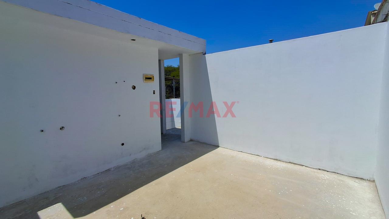 🏡 Ocasión Casa En Venta 📍 Urb. Miraflores Country Club Calle Las Bromelias Mz A2 Lote 12 Etapa 7 📏 A.T 163 M2 Y A.C 213 M2 - 16
