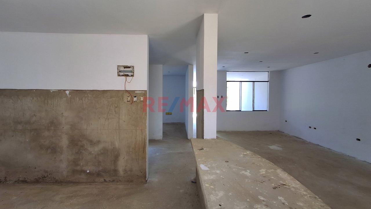 🏡 Ocasión Casa En Venta 📍 Urb. Miraflores Country Club Calle Las Bromelias Mz A2 Lote 12 Etapa 7  📏  A.T 163 M2 Y A.C 213 M2 — foto 6