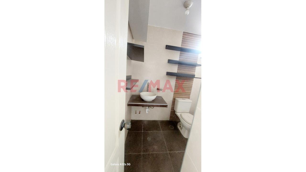 🏡 Exclusiva Casa De 3 Pisos En Condominiolos Lifes| 4 Dormitorios, Cochera, Jardín . - 3