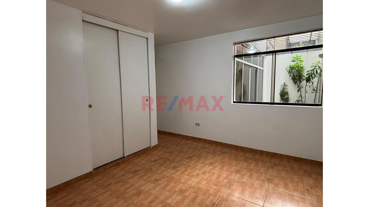 🏡 ¡Vive En Una De Las Zonas Más Residenciales Y Tranquilas De La Molina! Departamento En Venta Primer Piso — foto 14