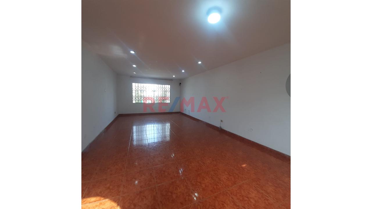 Amplio Departamento Con Aires Propios | 143.57 M² | Excelente Oportunidad En Comas. - 3