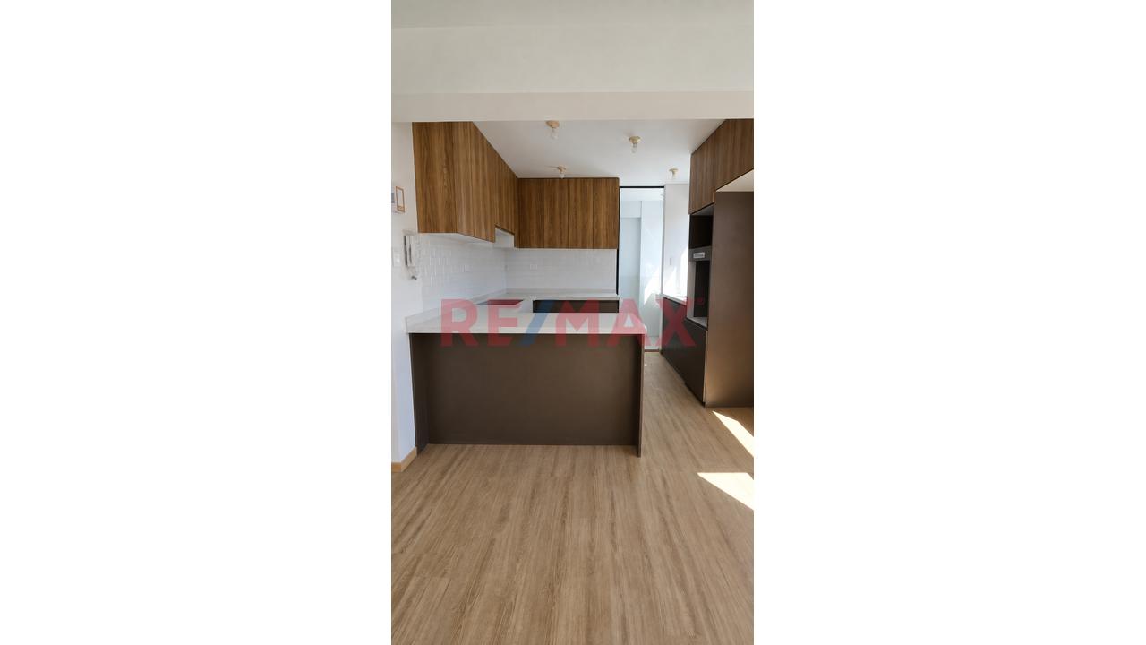 Departamento En Piso 4 Con Ubicacion Estrategica Vista E Iluminacion Natural En Cerro Colorado — foto 6