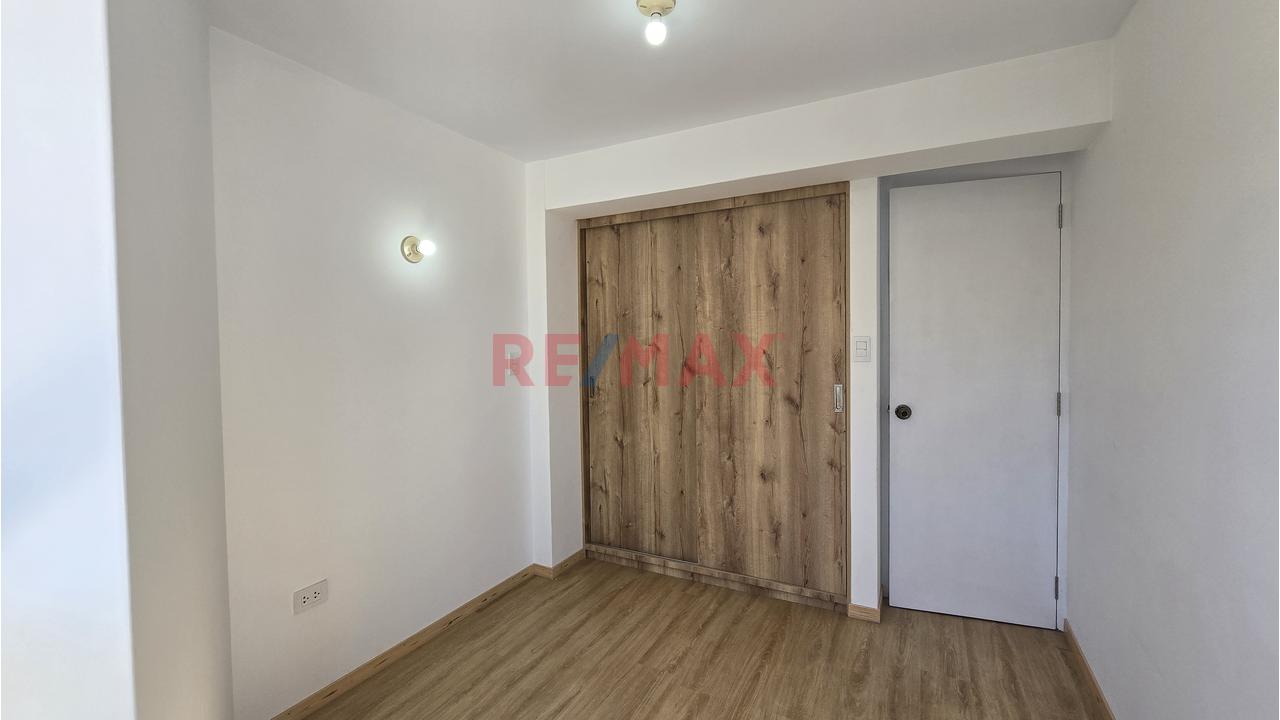 Departamento En Piso 4 Con Ubicacion Estrategica Vista E Iluminacion Natural En Cerro Colorado — foto 7