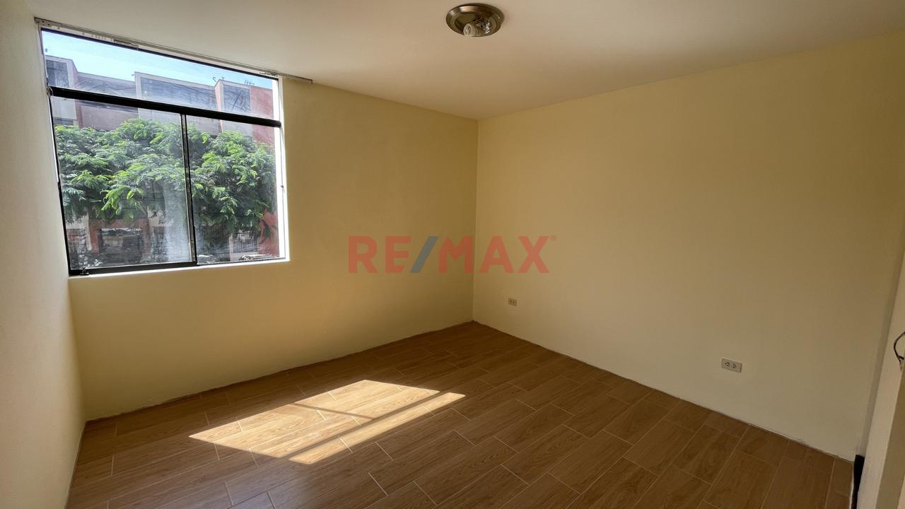 Alquiler De Departamento 2Do Piso En Villa Talana Surco — foto 7