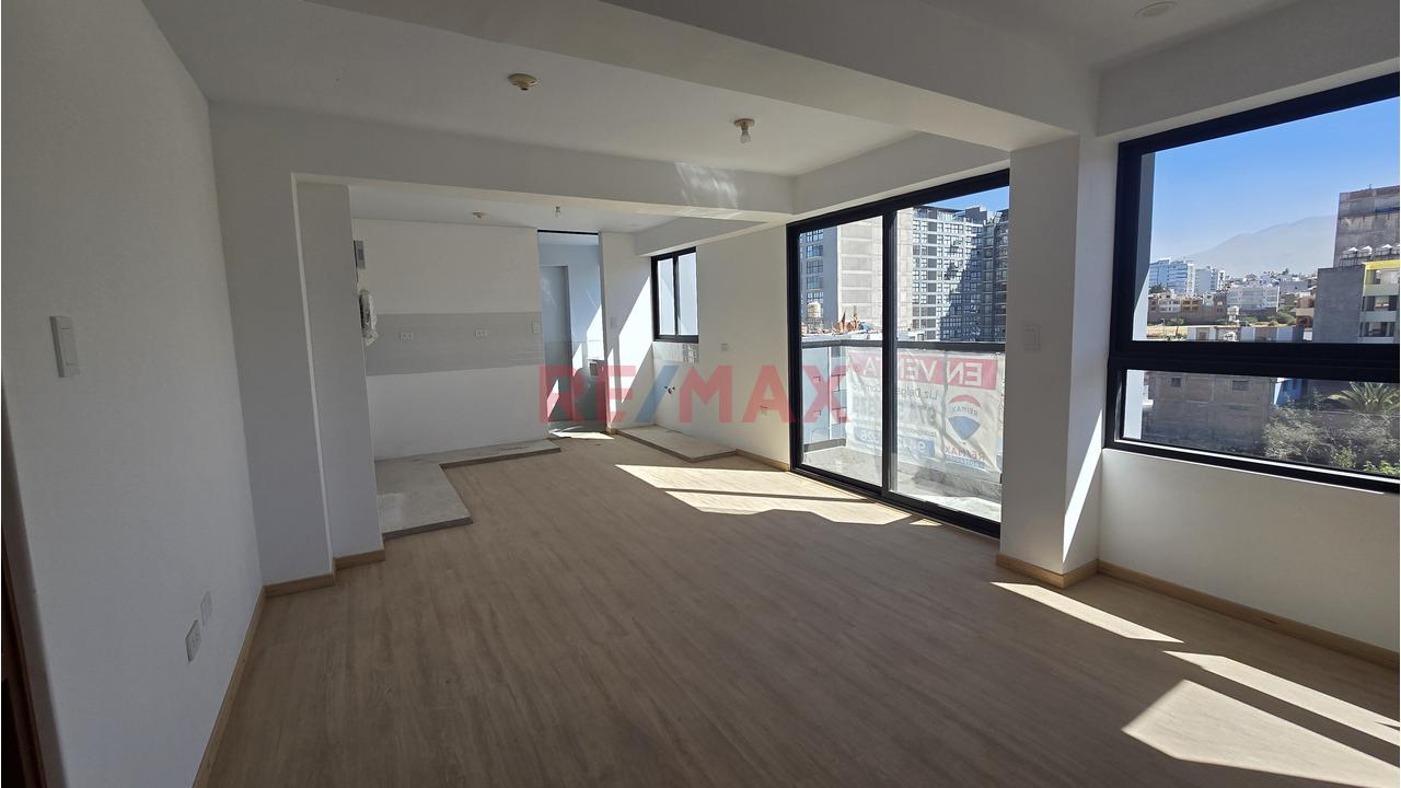 Departamento En Piso 8 Con Ubicacion Estrategica Vista E Iluminacion Natural En Cerro Colorado — foto 6