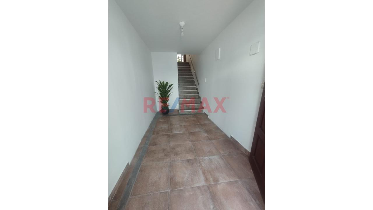 Venta De Flat En La Alborada — foto 2