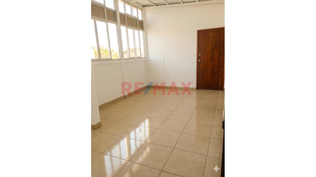 Venta De Flat En La Alborada — foto 12