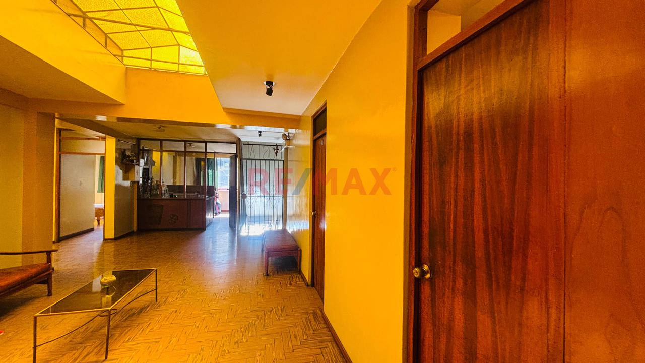 🏨 Hotel De 15 Habitaciones + Aires Del Tercer Piso En Venta | Excelente Inversión En Andrés Avelino Cáceres - 2