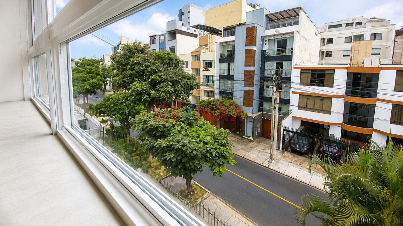 🏡 Exclusivo Departamento En Venta En San Borja – Ubicación Privilegiada Y Edificio De Solo 6 Departamentos — foto 10