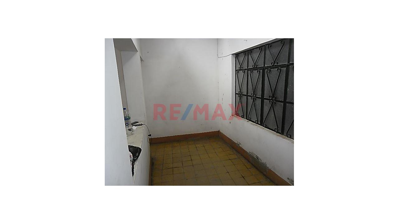 Venta De Casa Como Terreno En Chulucanas - Centro — foto 13