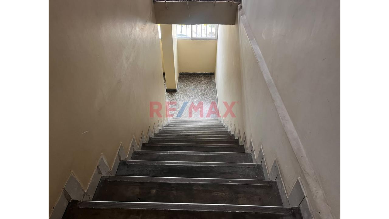 🏡 ¡Departamento En Venta En El Agustino – Frente A Parque! 🌳 - 5