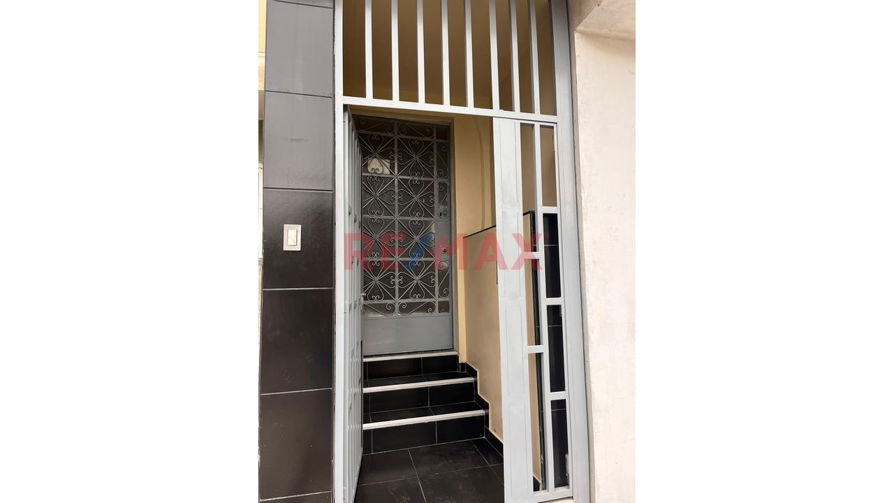 🏡 ¡Departamento En Venta En El Agustino – Frente A Parque! 🌳 - 3