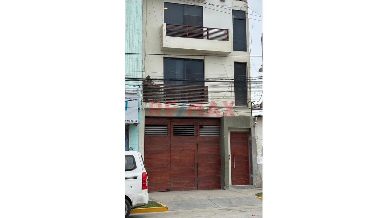 đ Local Comercial De 206 MÂČ En Av. Manuel Seoane â Alto Potencial Comercial - 2