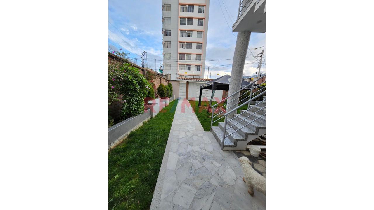 Hermosa Casa En Alquiler — foto 12