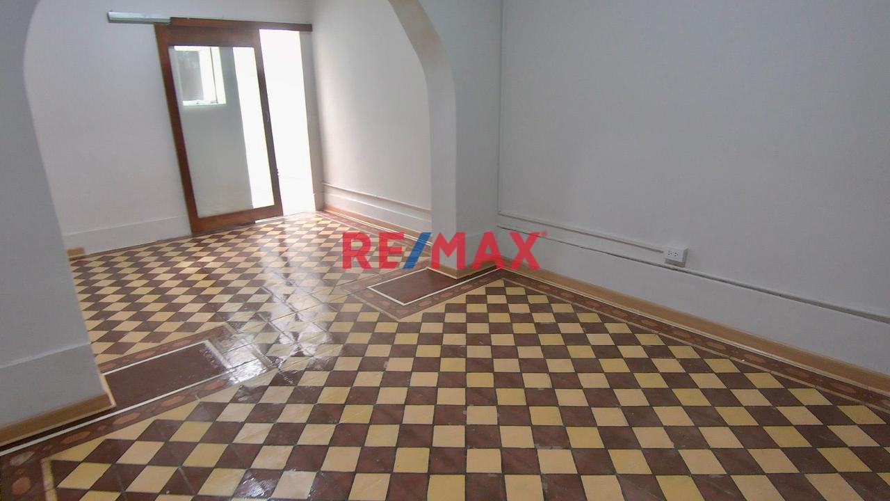 Encantadora Casita Barranquina Remodelada | 2 Dormitorios | A 2 Cuadras De Utec
