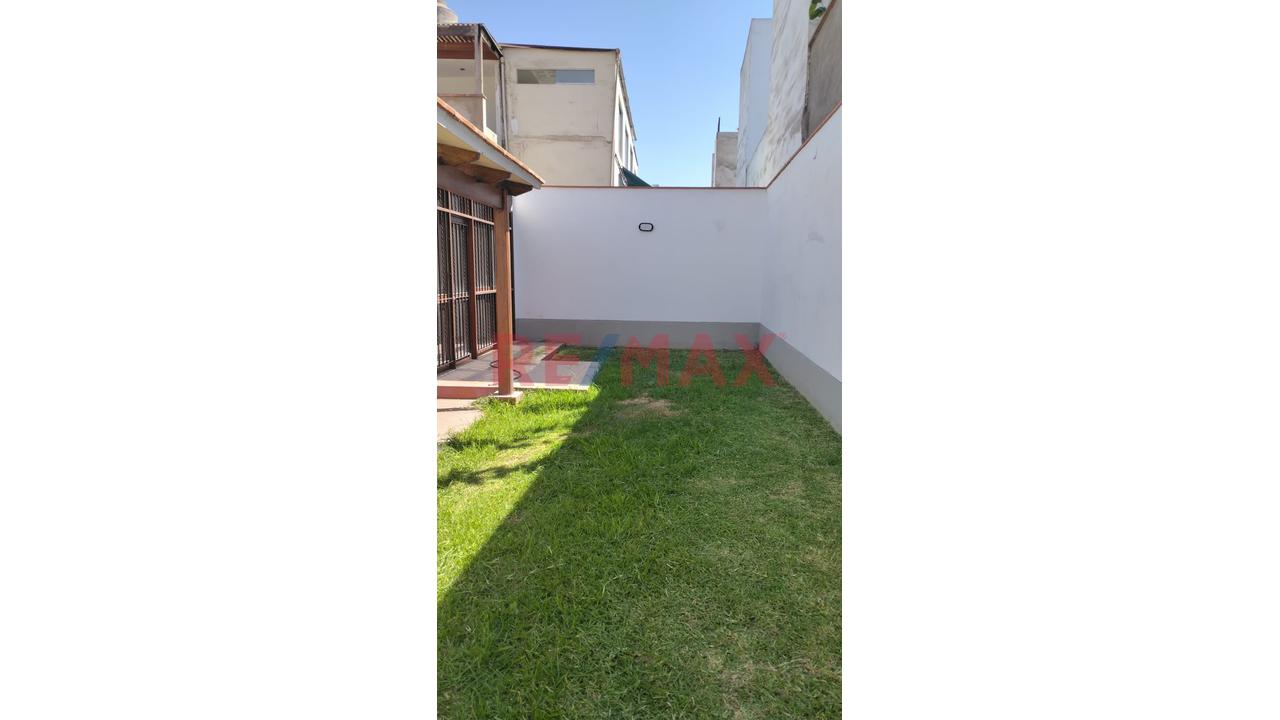 Casa en Alquiler ubicado en José María Sert 385 Casa en Alquiler ubicado en José María Sert 385