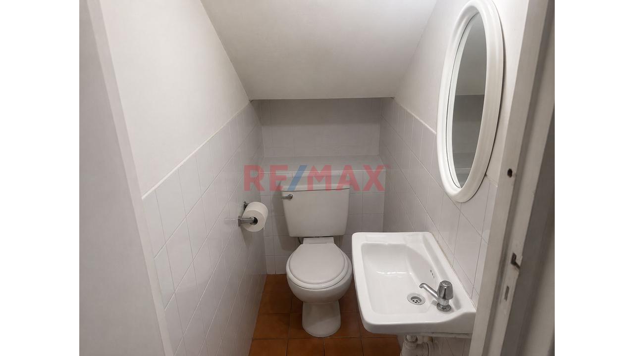 Venta De Casa Frente A Parque En Residencial Albretch - 5