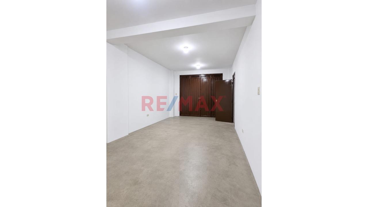 San Martin De Porres -  Local Comercial 39M2  -  Alquiler En Primer Piso Cuadrante De La Av Canta Callao Y Av. Tantamayo — foto 6
