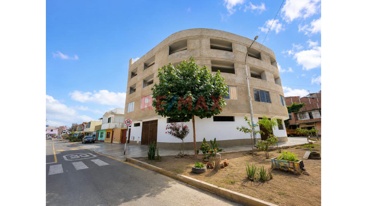 San Martin De Porres - Local Comercial 59  M2 - Alquiler  En Primer Piso  Cuadrante De La Av Canta Callao Y Av. Tantamayo — foto 4