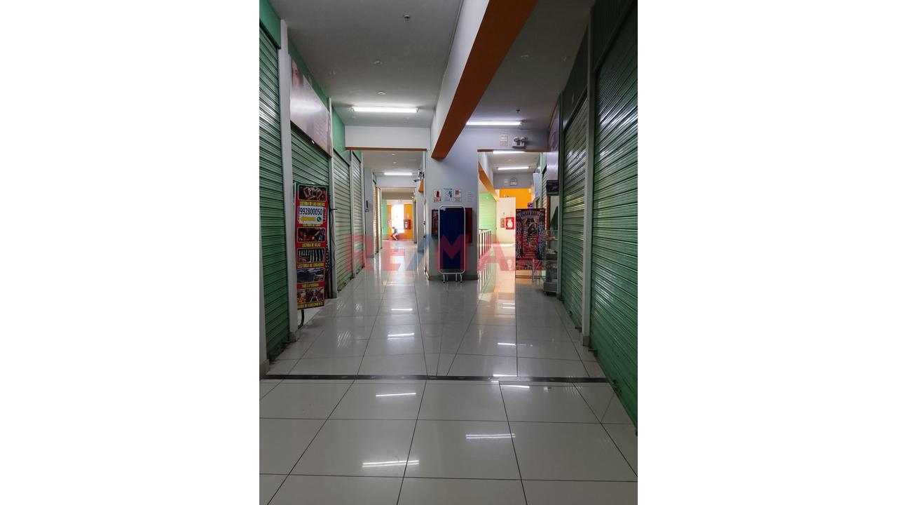 Stand En Venta En Galerias " Industriales Wanka" - 8