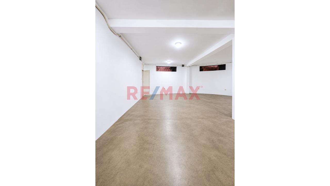 San Martin De Porres - Local Comercial  De 205 M2 - Alquiler En Primer Piso Cuadrante De La Av Canta Callao Y Av. Tantamayo — foto 13