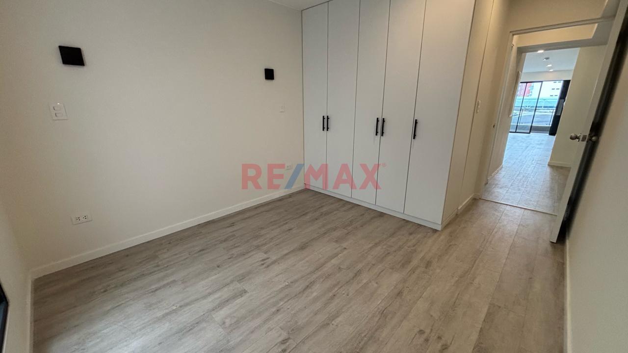 Vendo Departamento De Estreno Con Balcón En Miraflores - Ramón Zavala — foto 8