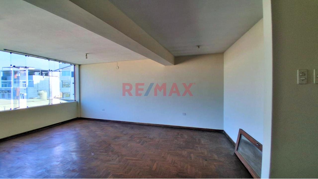 Venta De Oficina Barata En Jr San Martin Centro De Trujillo - 3