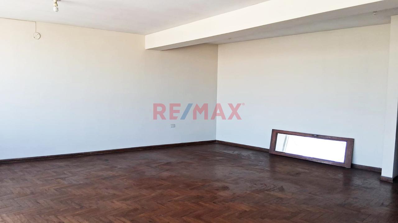 Venta De Oficina Barata En Jr San Martin Centro De Trujillo - 4