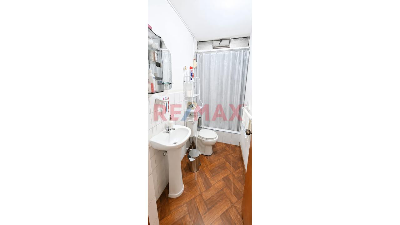 Venta De Departamento Dúplex Con Muy Buena Ubicación En Comas - 8