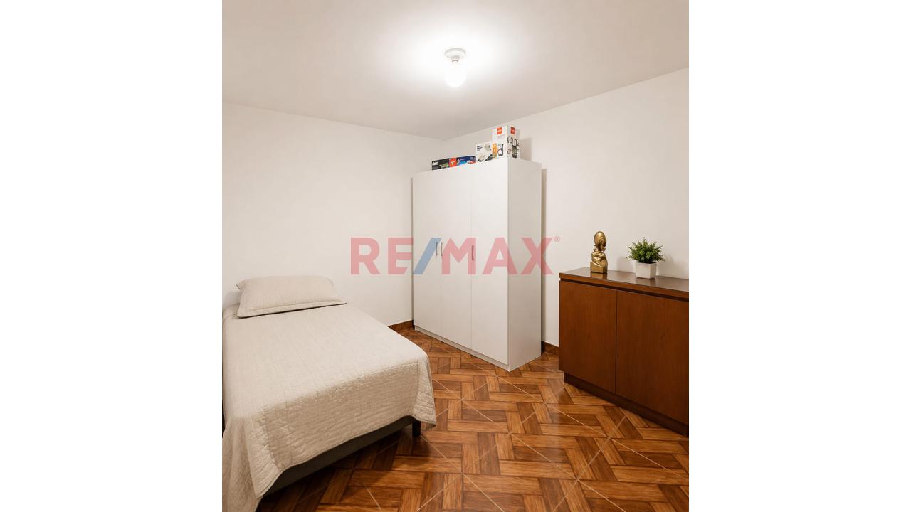Venta De Departamento Dúplex Con Muy Buena Ubicación En Comas - 3