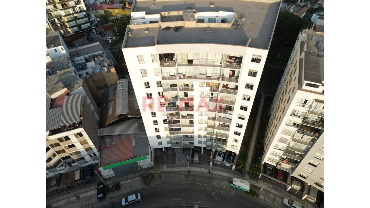 Oportunidad Dpto. En Venta En Barrio Medico Surquillo — foto 3