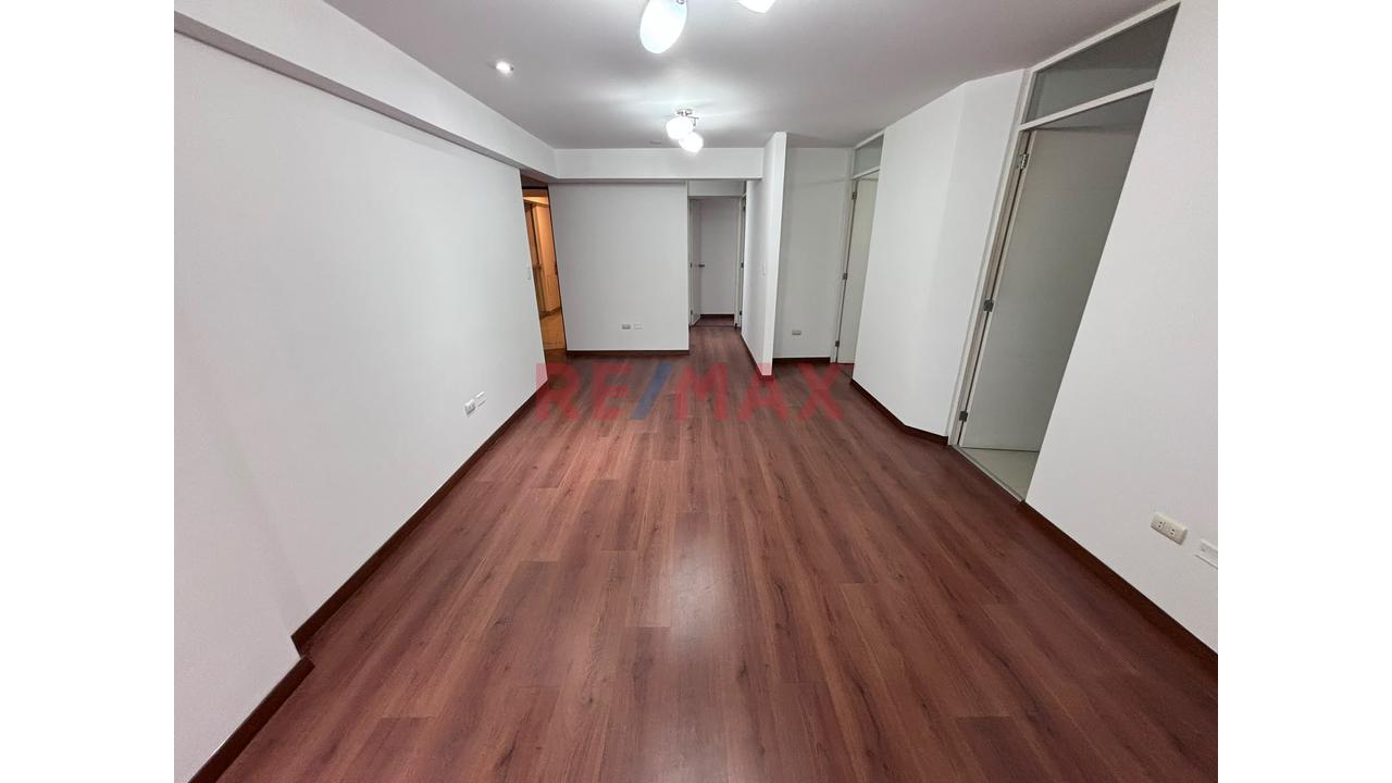 Oportunidad Dpto. En Venta En Barrio Medico Surquillo — foto 8