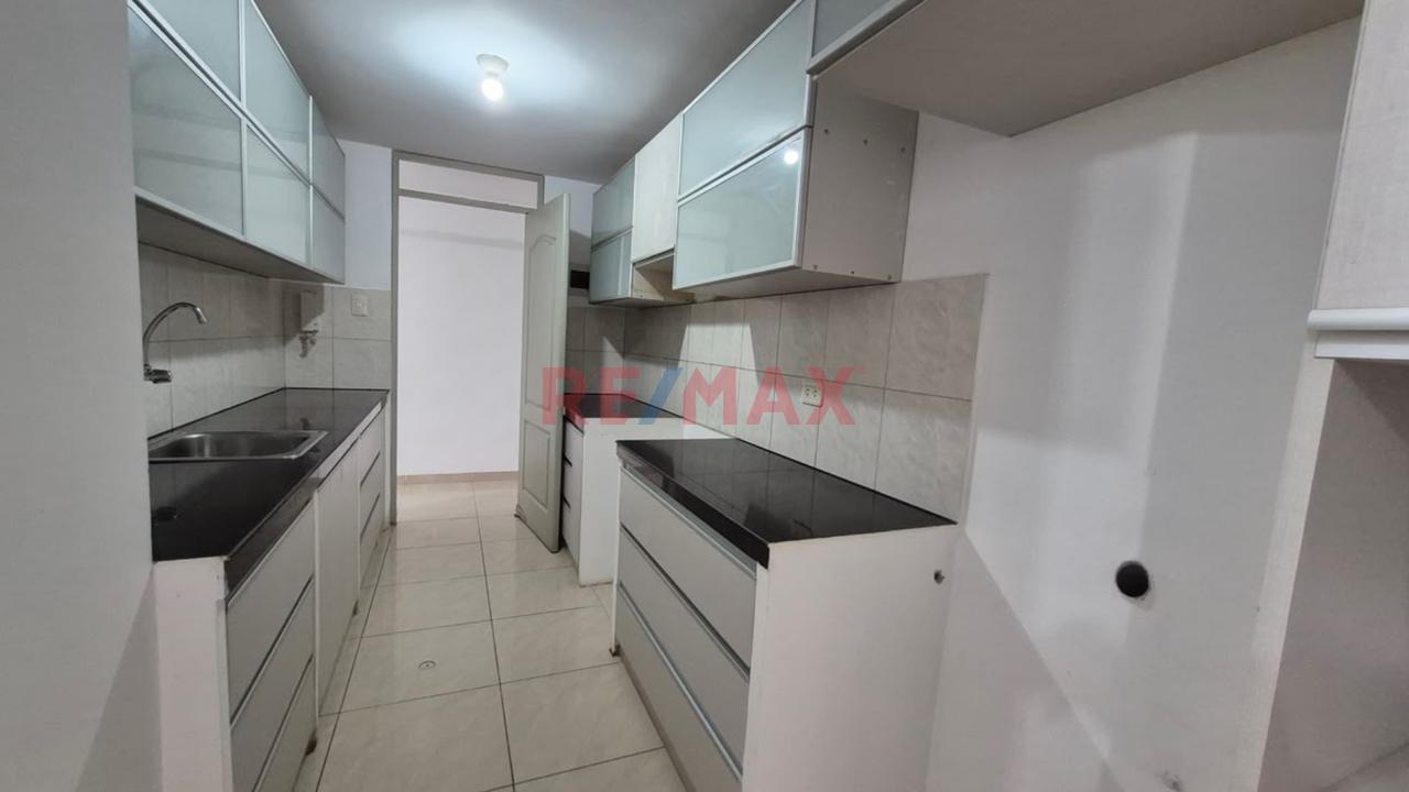 Departamento Tercer Piso En Venta Residencial Jockey La Victoria Chiclayo — foto 15