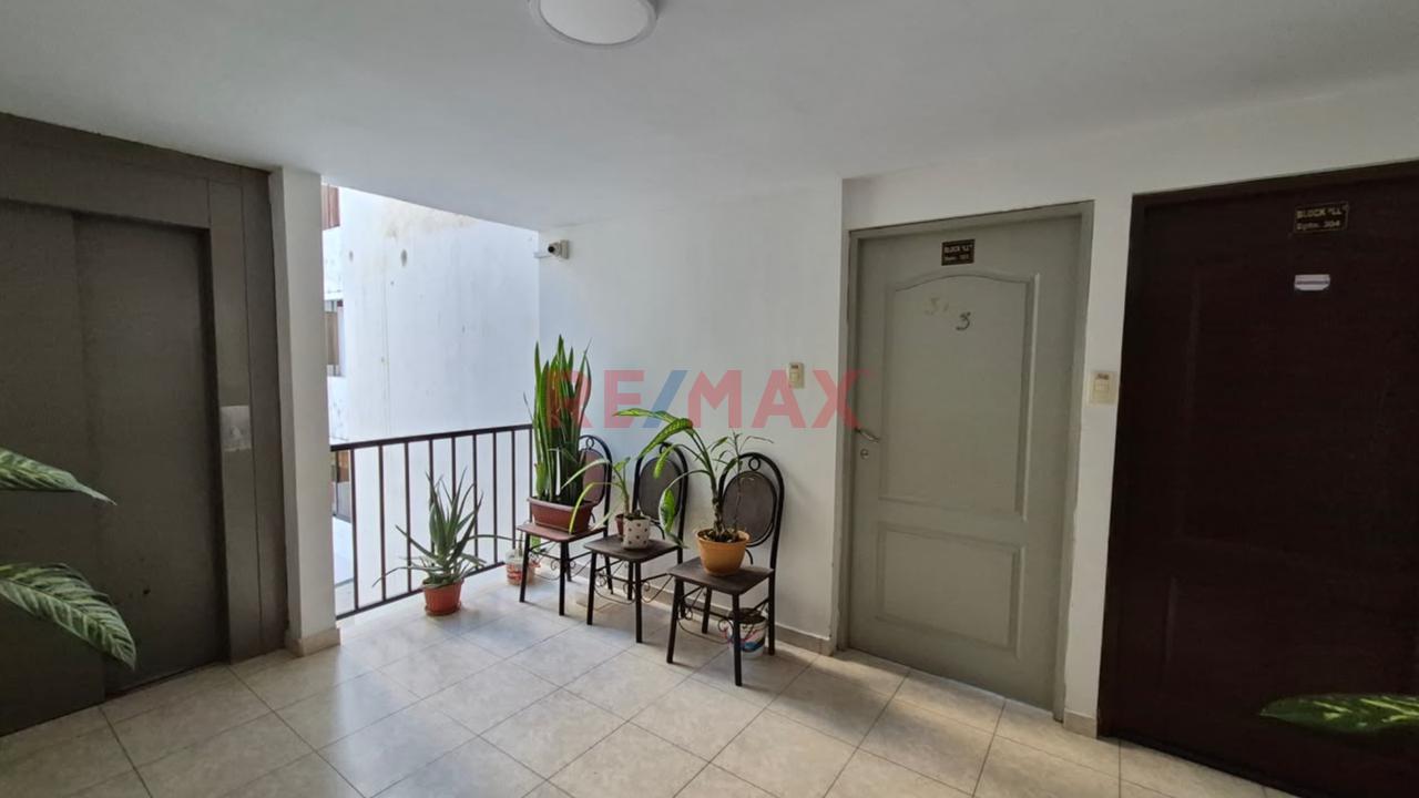 Departamento Tercer Piso En Venta Residencial Jockey La Victoria Chiclayo - 17