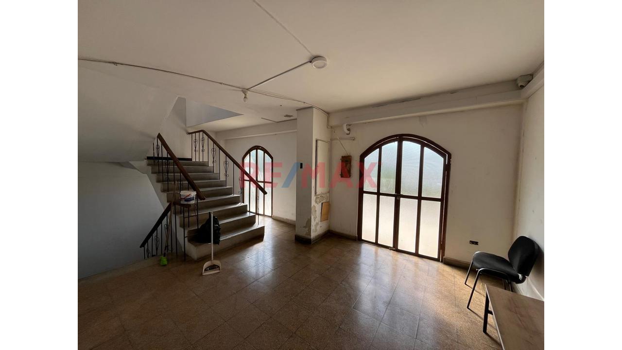 Venta De Oficina En El Centro De Piura - 1