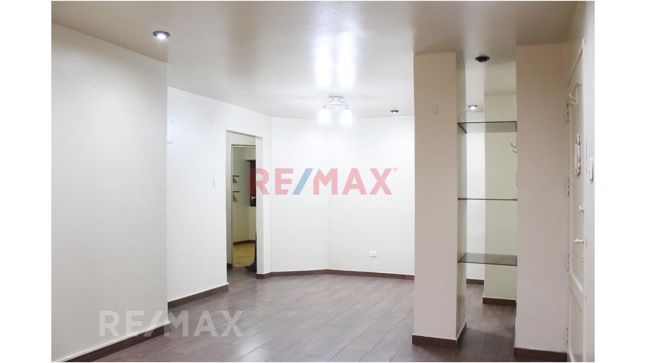 Gran Oportunidad De Venta De Departamento En San Borja, Ideal Para Una Familia Joven, En Una Zona Centrica Y Segura — foto 9