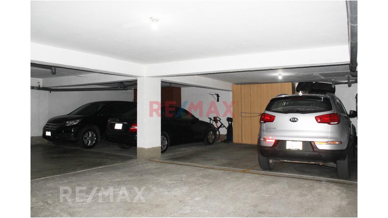 Gran Oportunidad De Venta De Departamento En San Borja, Ideal Para Una Familia Joven, En Una Zona Centrica Y Segura — foto 15