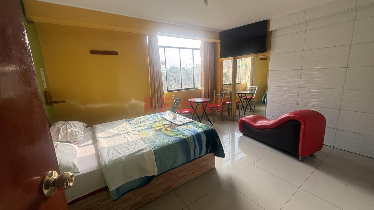 Venta Hostal  - 140M2 - Pariachi - Ate - 12